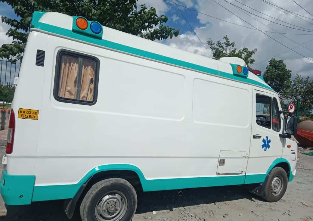 Dead body ambulance transport services by road and air with trained staff and cargo support